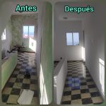 Imagen de un pasillo en el antes y después de una renovación completa de pintura. La imagen de antes muestra un pasillo con una pintura verde desgastada y desconchada, mientras que la imagen de después muestra un pasillo completamente renovado con una pintura blanca fresca y moderna. La renovación agregó el techo, que también fue pintado de blanco. Renovación de pasillo con pintura blanca